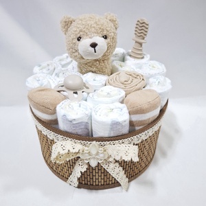 Maci baba box, pelenkatorta 4-8 kg pelenkatorony, babaváró csomag, kelengye - baba - mama - pelenkázó, babafürdető kellékek - pelenkatorta - Meska.hu