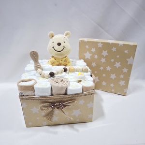 Micimackó baba box, pelenkatorta 2-5 kg pelenkatorony, babaváró csomag, baba kelengye - Meska.hu