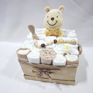 Micimackó baba box, pelenkatorta 2-5 kg pelenkatorony, babaváró csomag, baba kelengye - baba - mama - pelenkázó, babafürdető kellékek - pelenkatorta - Meska.hu