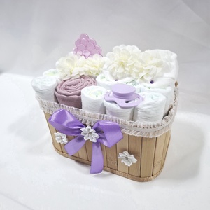 Tipegő baba box, pelenkatorta 2-5 kg pelenkatorony, babaváró csomag, kelengye - baba - mama - pelenkázó, babafürdető kellékek - pelenkatorta - Meska.hu