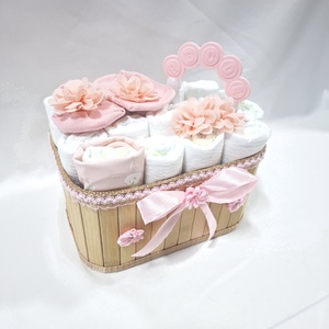 Tipegő baba box , pelenkatorta 2-5kg pelenkatorony, babaváró csomag, kelengye - baba - mama - babalátogató ajándékcsomag - Meska.hu