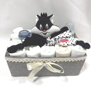 Szilveszter cica baba box, pelenkatorta 4-8 kg pelenkatorony, babaváró csomag, baba kelengye - baba - mama - pelenkázó, babafürdető kellékek - pelenkatorta - Meska.hu