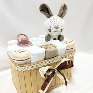 Nyuszi baba box , pelenkatorta 4-8 kg pelenkatorony, babaváró csomag, kelengye - baba - mama - babalátogató ajándékcsomag - Meska.hu