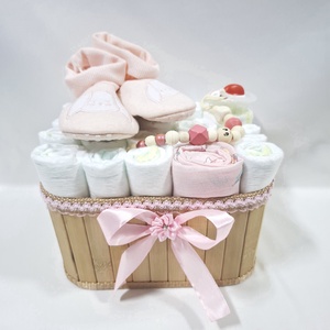 Tipegő baba box cumilánccal, pelenkatorta 2-5 kg pelenkatorony, babaváró csomag, kelengye - Meska.hu