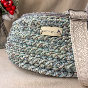 Axia övtáska - táska & tok - kézitáska & válltáska - vállon átvethető táska - Meska.hu