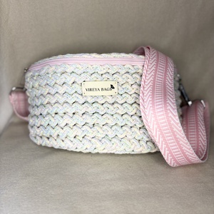 Liri övtáska, Táska & Tok, Övtáska, Horgolás, MESKA