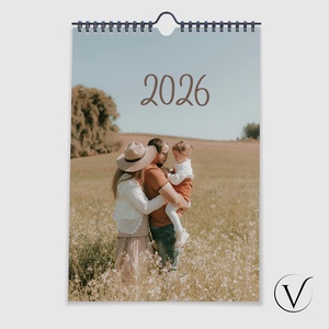 Egyedi fényképes naptár névnapokkal, ünnepnapokkal 2026 - otthon & életmód - papír, írószer - naptár & tervező - Meska.hu