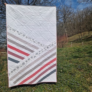 Egyedi gyerektakaró mályva-rózsaszín-szürke színekben - Stripes quilt - otthon & életmód - babaszoba, gyerekszoba - babatakaró, gyerek pléd - Meska.hu