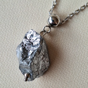 Ásvány medál acél láncon - ékszer - nyaklánc - medál - Meska.hu