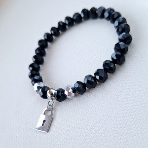 Gyöngy karkötő acél medállal, Ékszer, Karkötő, Gyöngyös karkötő, Ékszerkészítés, MESKA