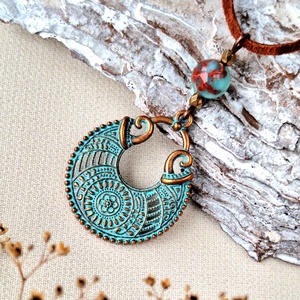 Bőr nyaklánc medállal, Ékszer, Nyaklánc, Hosszú nyaklánc, Ékszerkészítés, MESKA