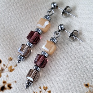 Kockagyöngyös nemesacél fülbevaló - Meska.hu