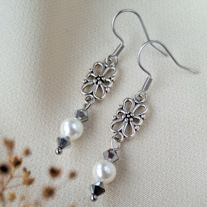 Gyöngyös fülbevaló - Meska.hu