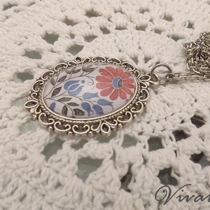 Öregmintás kalocsai nyaklánc - Meska.hu