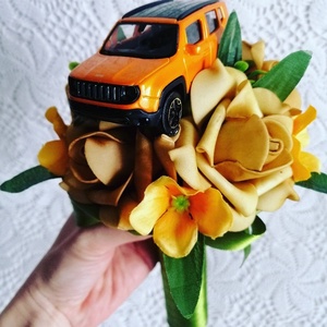 Óvodás ballagási csokor autóval - otthon & életmód - dekoráció - virágdísz és tartó - csokor & virágdísz - Meska.hu
