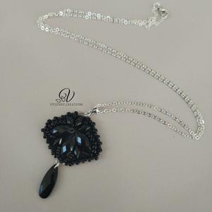 Little black nyaklánc - ékszer - nyaklánc - hosszú nyaklánc - Meska.hu