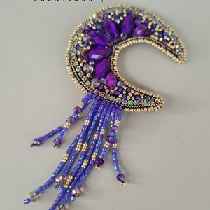 Moon Era bross lila - ékszer - kitűző és bross - Meska.hu