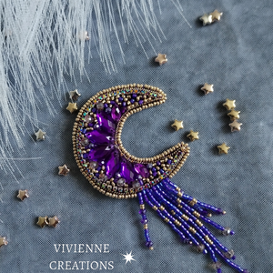 Moon Era bross lila - ékszer - kitűző és bross - Meska.hu