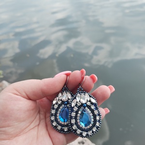 Blue Queen , Ékszer, Fülbevaló, Lógó fülbevaló, Gyöngyfűzés, gyöngyhímzés, MESKA