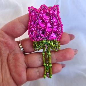 Tulipán bross -Pink - ékszer - kitűző és bross - Meska.hu
