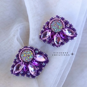 Lilac füli, Ékszer, Fülbevaló, Pötty fülbevaló, Gyöngyfűzés, gyöngyhímzés, MESKA