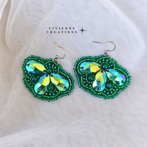 Dorothy zöld színváltozat, Ékszer, Fülbevaló, Lógó fülbevaló, Gyöngyfűzés, gyöngyhímzés, MESKA