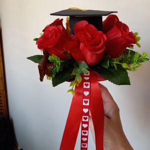 Iskolai ballagási, diplomaosztó örökcsokor   - otthon & életmód - dekoráció - virágdísz és tartó - csokor & virágdísz - Meska.hu