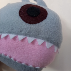 Egyedi plüss rendelésre - játék & sport - plüssállat & játékfigura - szörnyike - Meska.hu