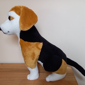 Egyedi plüss kutya fotó alapján Beagle - játék & sport - plüssállat & játékfigura - kutya - Meska.hu