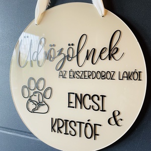 Plexi Kopogtató, ajtódísz - otthon & életmód - dekoráció - ajtó- és ablak dekoráció - ajtótábla - Meska.hu