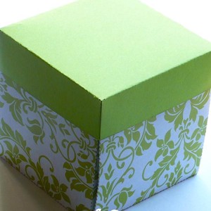 Dobozos esküvői meghívó színes, mintás grafikával, 7x7 cm - Meska.hu