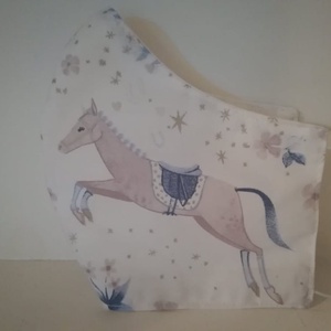 Díjugratás, műlovarnő...... szájmaszk, arcmaszk. -  - Meska.hu