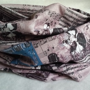 Zöldben is átölel a zene, sál,  körsál - ruha & divat - sál, sapka, kendő - sál - Meska.hu