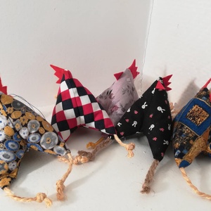 Tyúkocskák, húsvéti dekoráció, Otthon & Életmód, Dekoráció, Fali és függő dekoráció, Függődísz, Varrás, MESKA