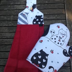 Szerelmes cicák fehérben, feketében, szürkében, konyhai szett, Otthon & Életmód, Konyhafelszerelés, tálalás, Konyhai textil, Kötény, Varrás, MESKA