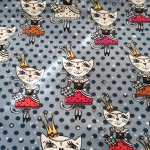 Koronás cica nőcik........ csősál, kámzsa - ruha & divat - sál, sapka, kendő - sál - Meska.hu