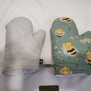 Edényfogó kesztyű 1 pár, méhecskés - otthon & életmód - konyhafelszerelés, tálalás - konyhai textil - edényfogó & edényfedő - Meska.hu