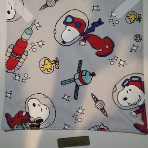 Újraszalvéta, Snoopy az űrben..... - táska & tok - uzsonna- & ebéd tartó - szendvics csomagoló - Meska.hu