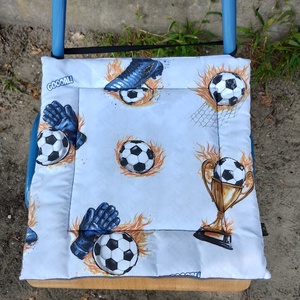 Székpárna , foci, football, serleg, kupa, kapus... - otthon & életmód - lakástextil - székpárna, huzat - Meska.hu