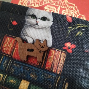 Könyvtok vízlepergető anyagból, cicák a könyvespolcon... - könyv & zene - könyvtok - Meska.hu