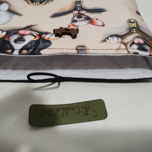 Könyvtok,  kutyusok kukucskálnak a cipzár mögül - könyv & zene - könyvtok - Meska.hu