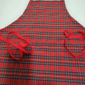 Kötény, piros skót kockás - Meska.hu