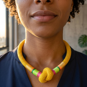 Kézműves statement sárga kötélnyaklánc � színes díszítéssel - ékszer - nyaklánc - statement nyaklánc - Meska.hu