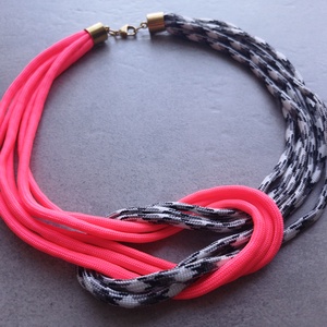 Többszálas csomózott paracord nyaklánc - pink, pepita - ékszer - nyaklánc - statement nyaklánc - Meska.hu