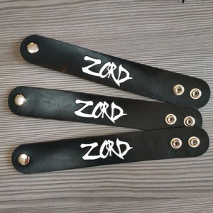 Zord feliratú karpánt - ékszer - karkötő - széles karkötő - Meska.hu