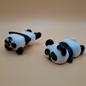 Hason panda gyurma asztal barát - otthon & életmód - dekoráció - asztal és polc dekoráció - asztaldísz - Meska.hu