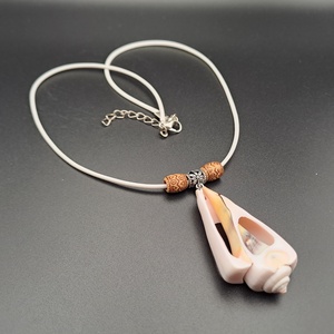 Nagy kagylós nyaklánc, Ékszer, Nyaklánc, Medálos nyaklánc, Ékszerkészítés, MESKA