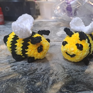 Horgolt méhecske - Meska.hu