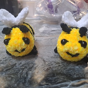 Horgolt méhecske - játék & sport - plüssállat & játékfigura - méhecske - Meska.hu