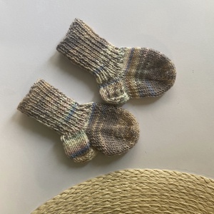  Gyapjú baba zokni 3-6 hónapos, újszülött zokni 9 cm, mosógépben mosható - karácsony - mikulás - mikulás zsák, zokni, csizma - Meska.hu